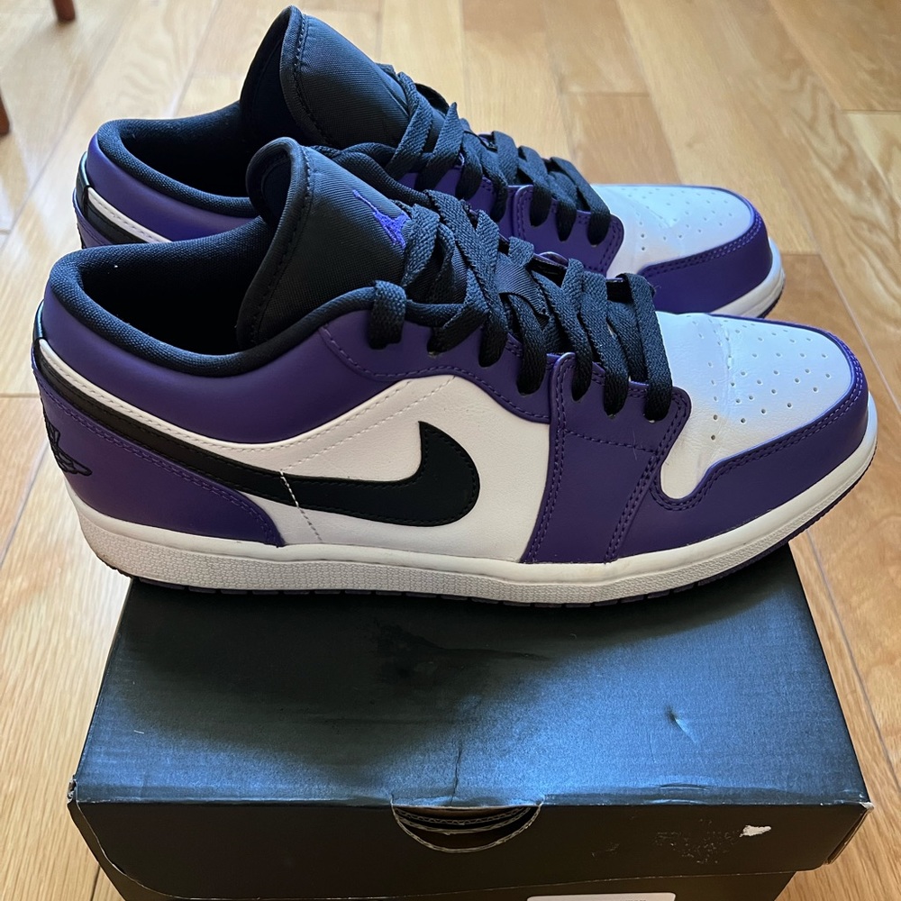 Air Jordan 1 Low Court Purple size 9M